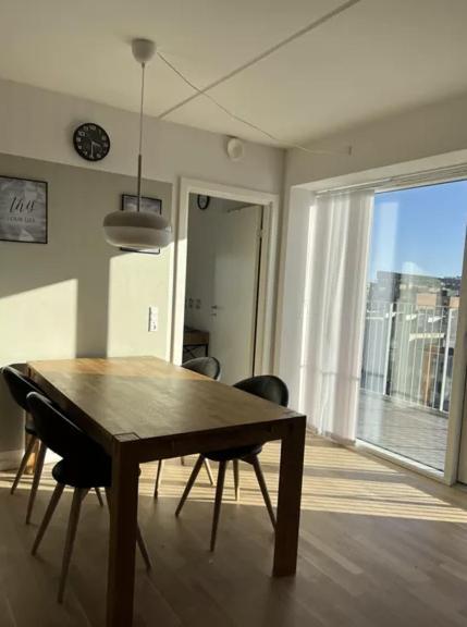 Modern Comfort In Orestad - With Balcony Apartment