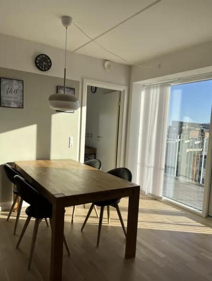 Apartment Modern Comfort In Orestad - With Balcony *